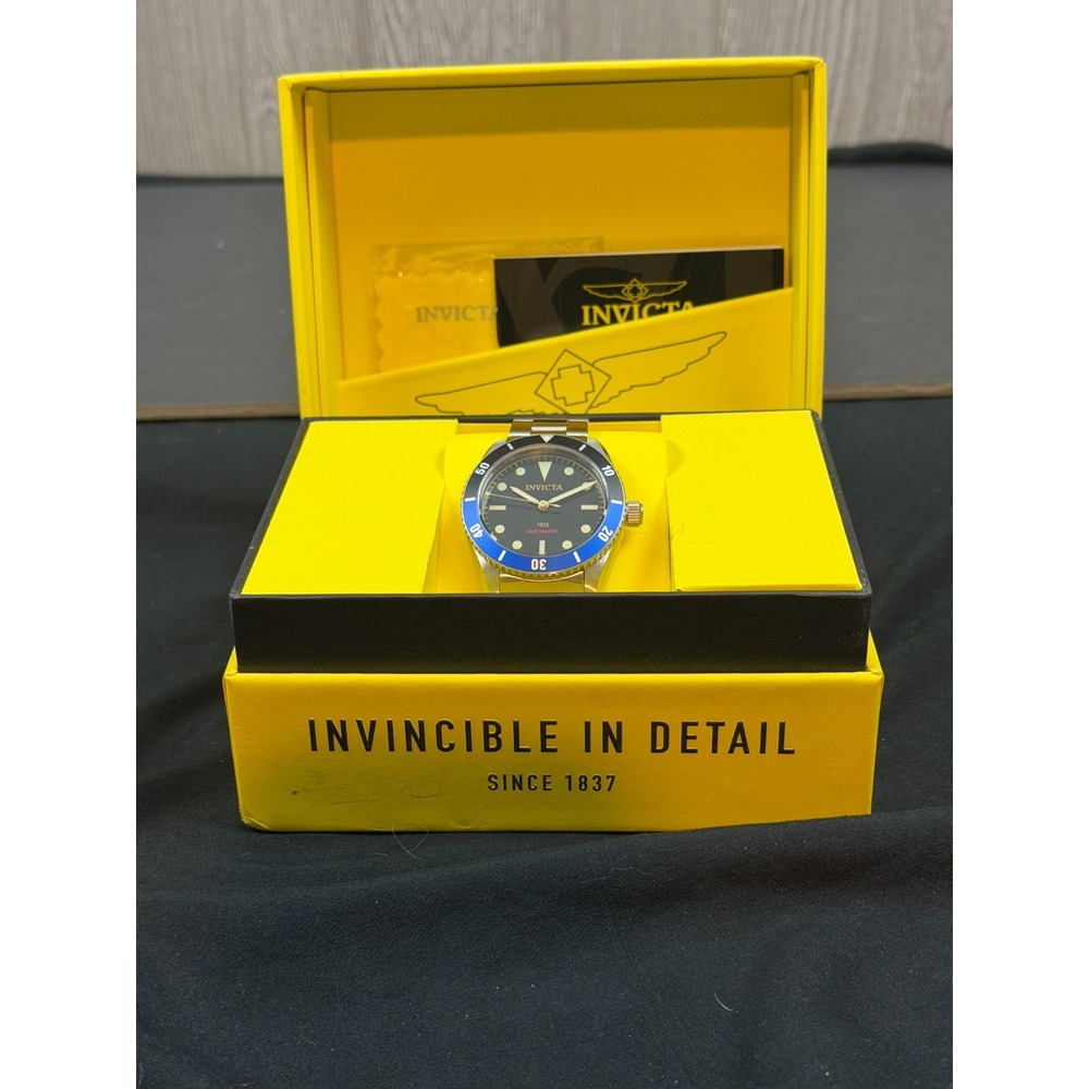 Invicta 1953 Pro Diver 34333 Automatic 40mm Batman Bezel NH35A Watch Box